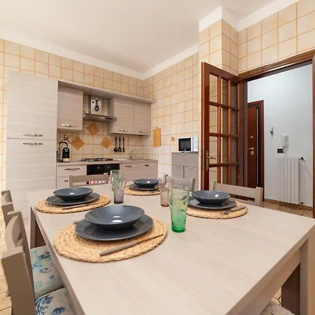 Casa Amendola A 1km Dal Centro Storico, 2 Bagni