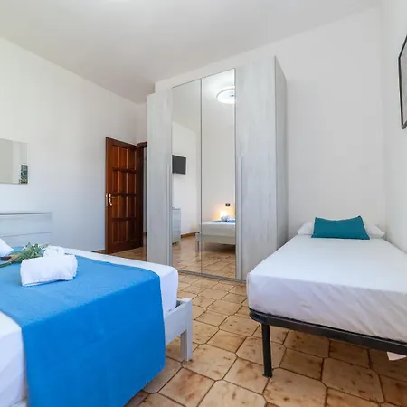 Casa Amendola A 1km Dal Centro Storico, 2 Bagni شقة أوستوني