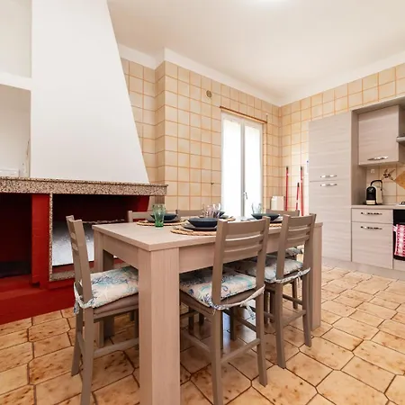 Casa Amendola A 1km Dal Centro Storico, 2 Bagni * Ostuni
